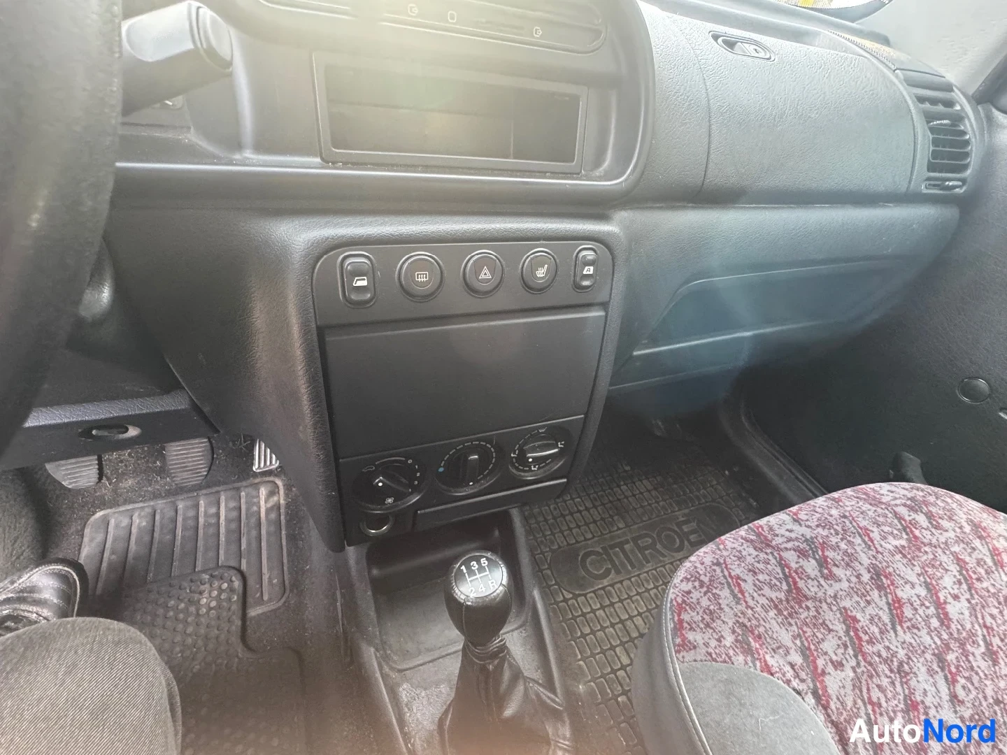 Oranssi Citroen Berlingo 1998, kuva 12