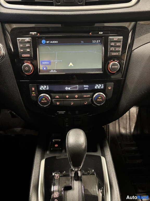 Valkoinen Nissan X-Trail 2018, kuva 14