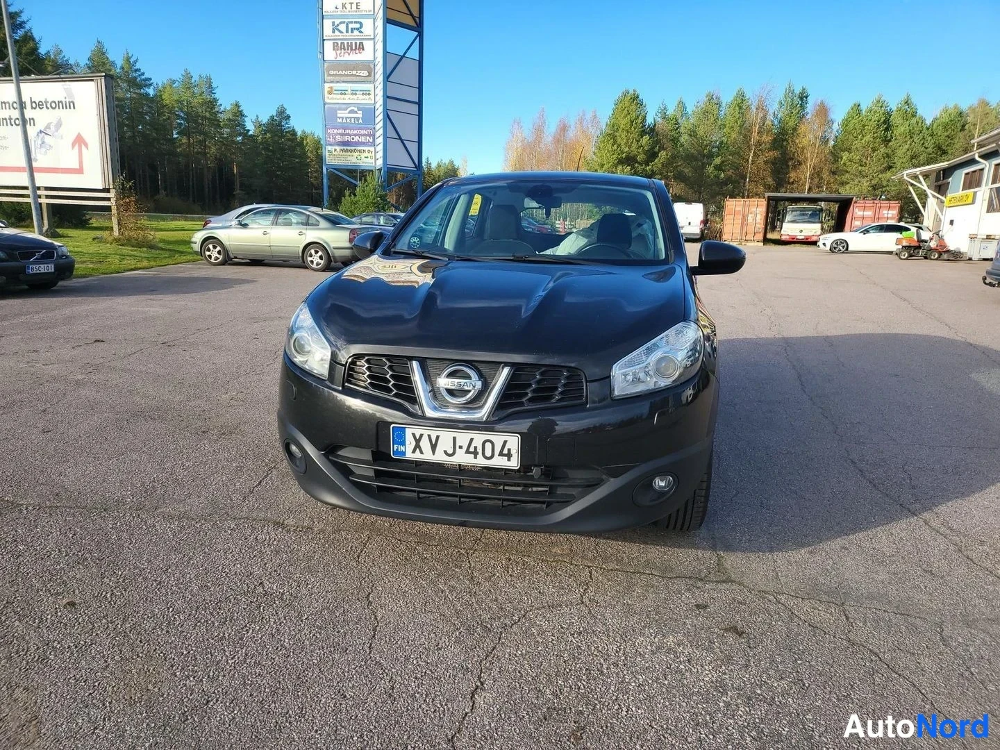 Musta Nissan Qashqai 2013, edestä, kuva 7