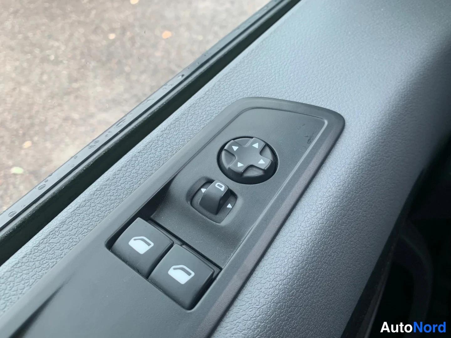 Valkoinen Fiat Scudo 2022, yksityiskohta, kuva 24