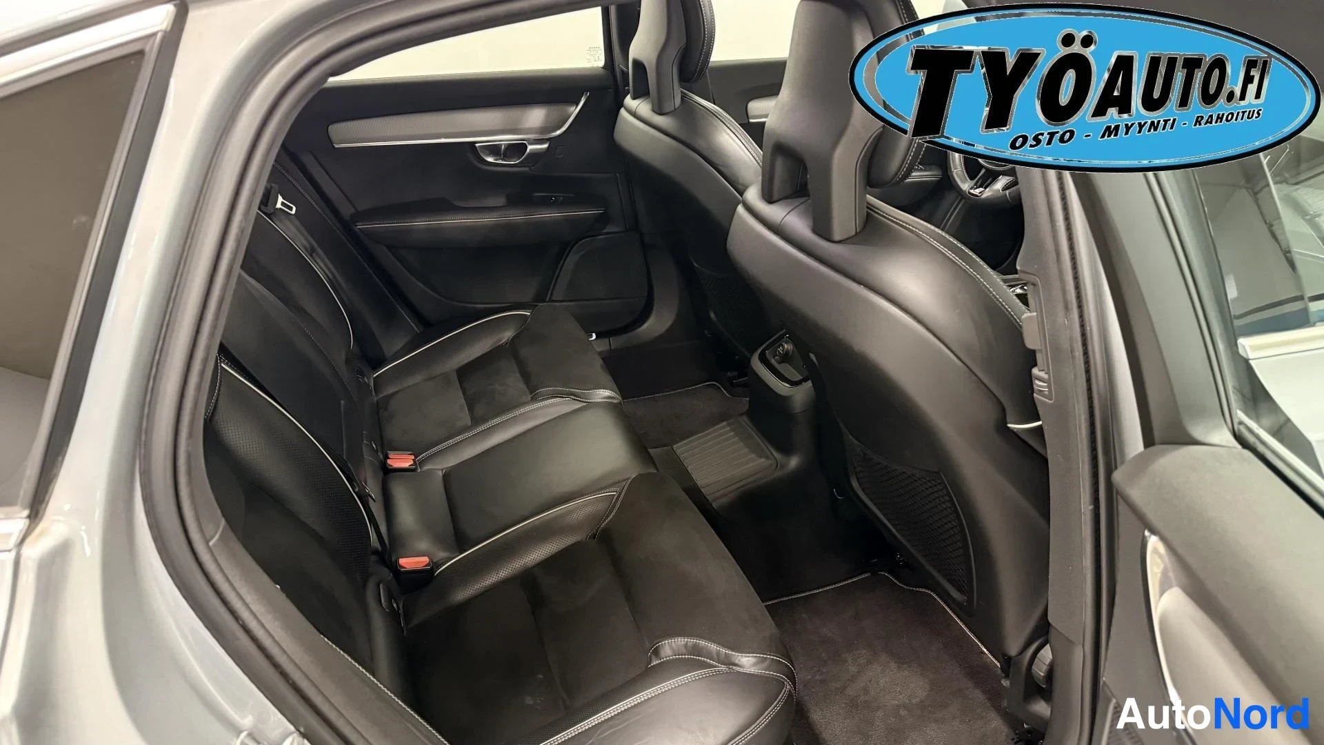 Harmaa Volvo S90 2018, kuva 15