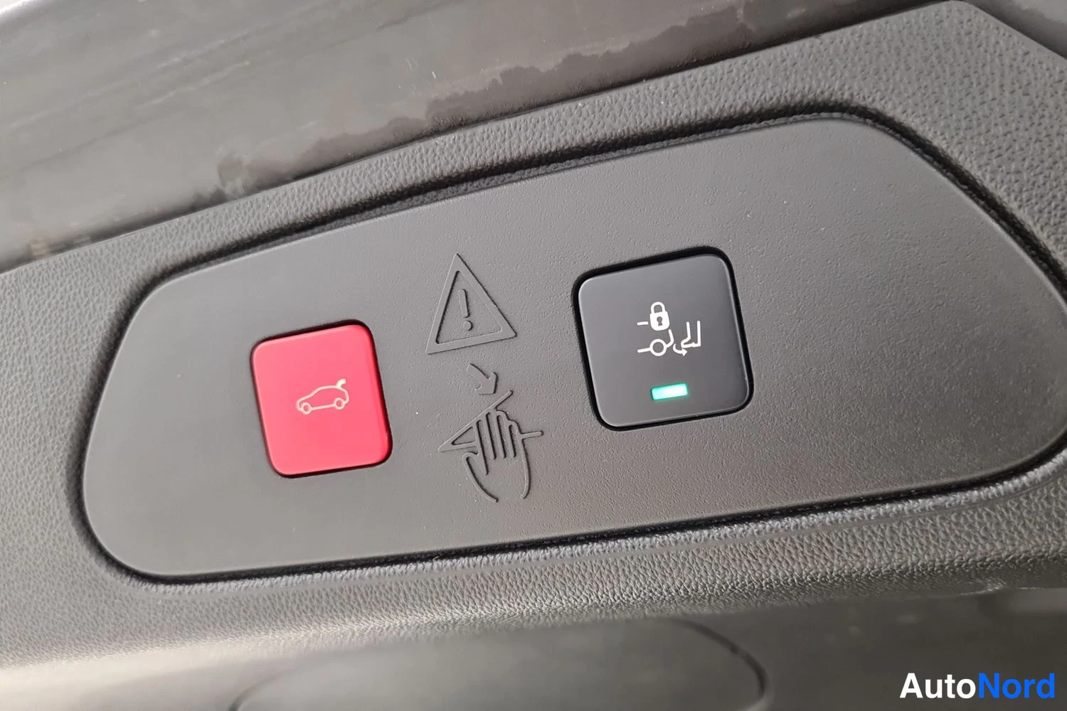 Valkoinen Opel Grandland 2023, kuva 37