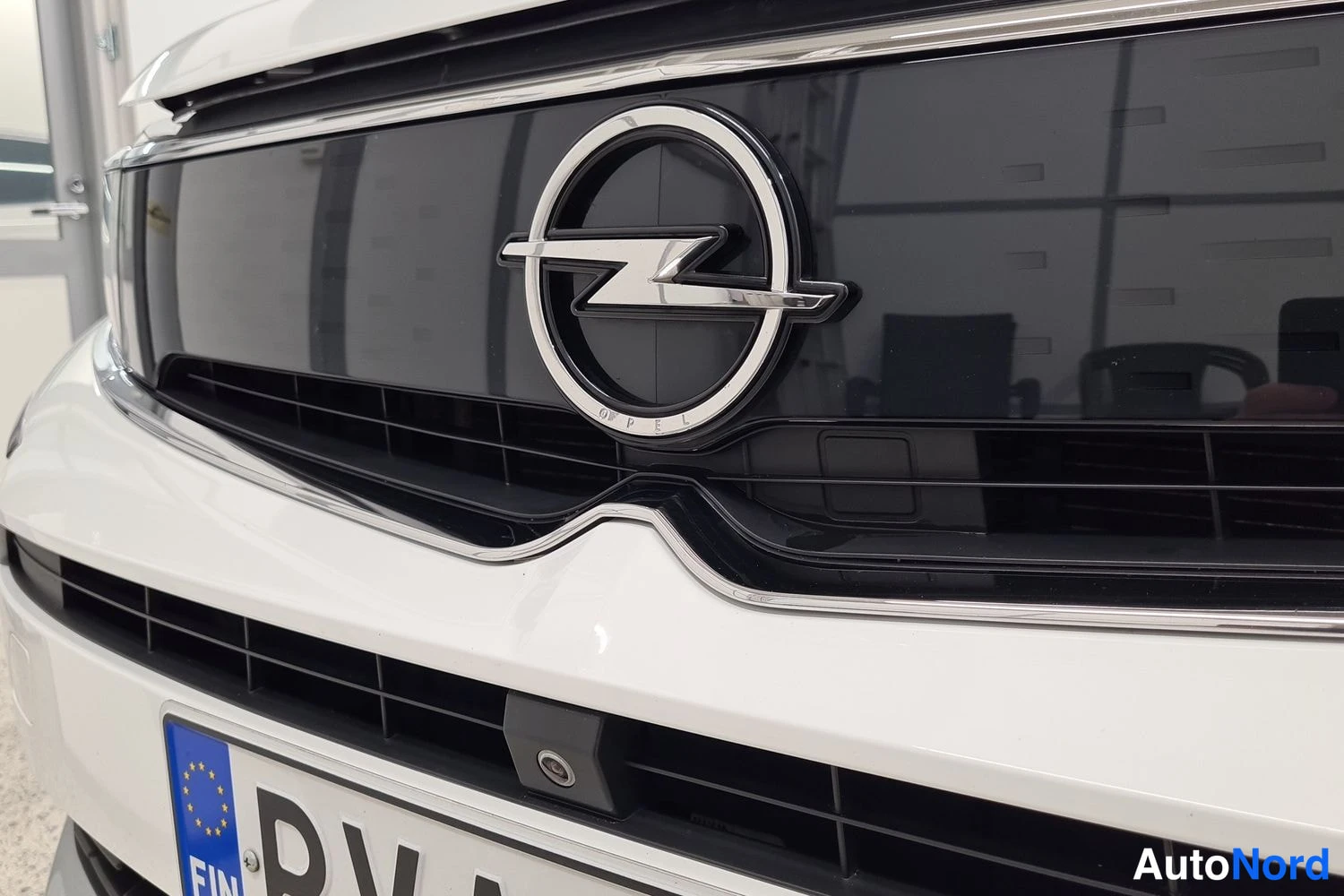 Valkoinen Opel Grandland 2023, kuva 47