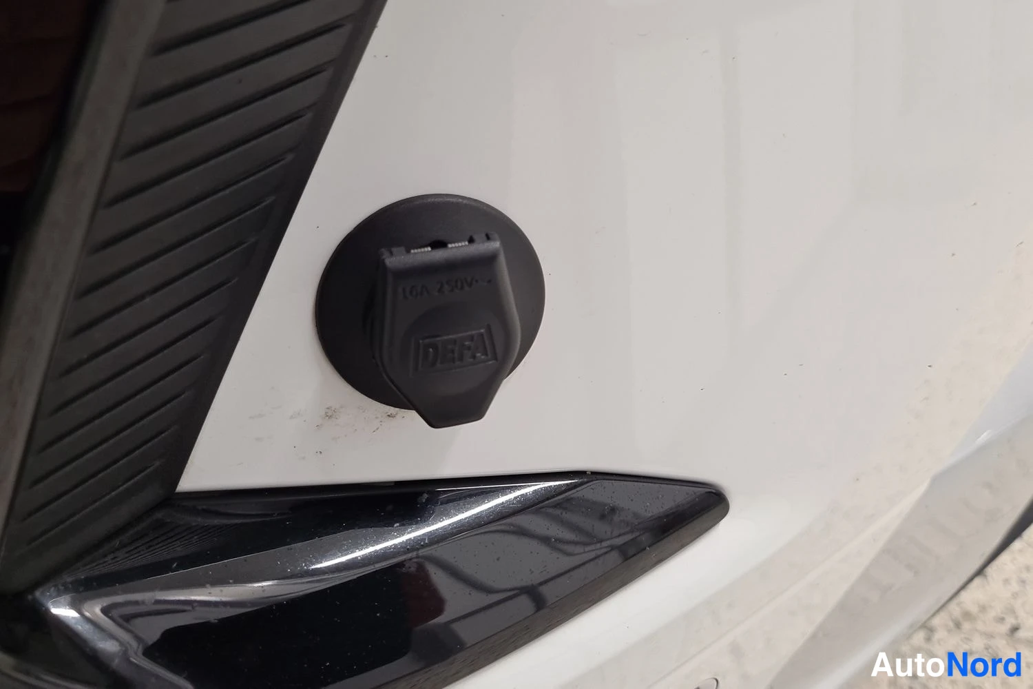 Valkoinen Opel Grandland 2023, kuva 48