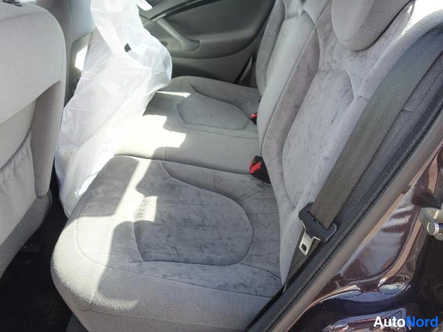 Punainen Citroen C5 2005, kuva 17