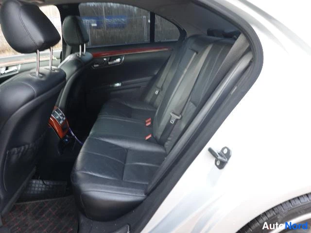 Hopea Mercedes-Benz 320 CDI 2006, takaistuimet, kuva 23