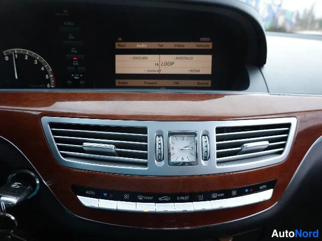 Hopea Mercedes-Benz 320 CDI 2006, yksityiskohta, kuva 31