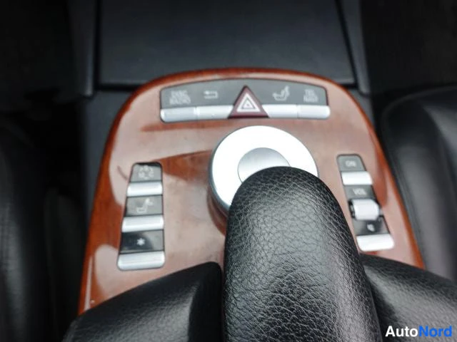 Hopea Mercedes-Benz 320 CDI 2006, yksityiskohta, kuva 32