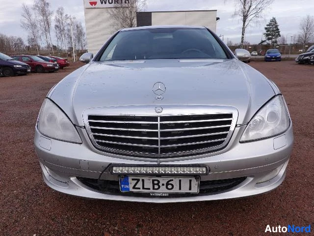 Hopea Mercedes-Benz 320 CDI 2006, edestä, kuva 5