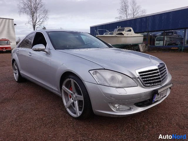 Hopea Mercedes-Benz 320 CDI 2006, etuviisto, keula oikealle, kuva 3