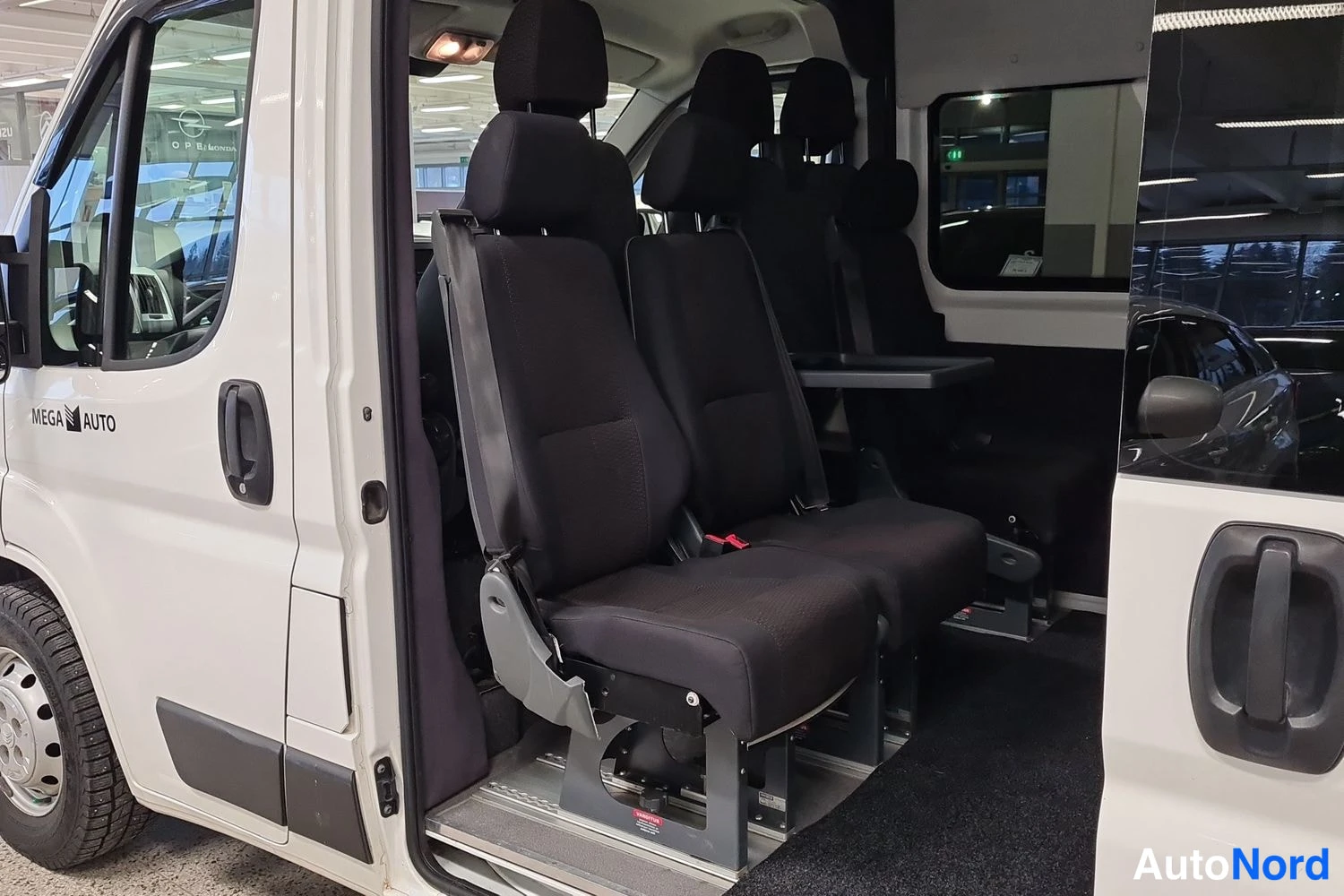 Valkoinen Citroen Jumper 2021, kuva 16