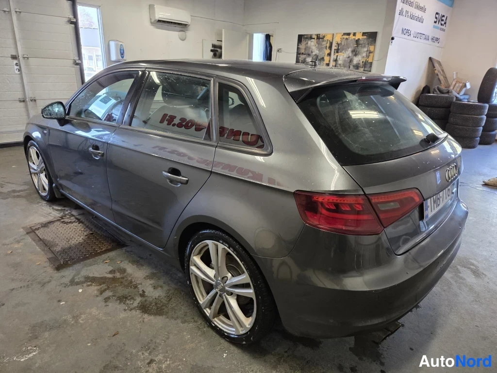Harmaa Audi A3 2015, takaviisto, kuva 4