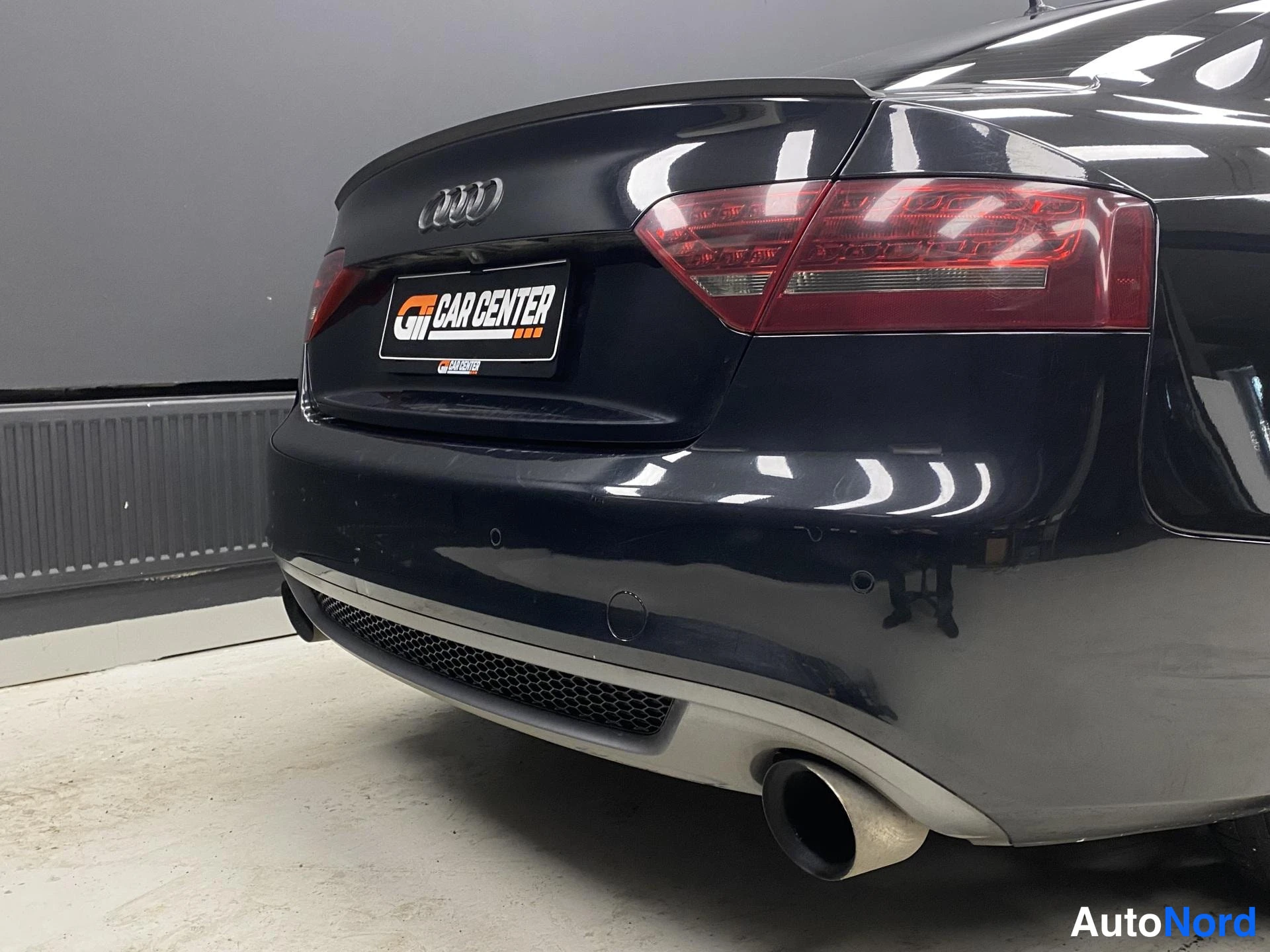 Musta Audi A5 2010, takaa, kuva 7