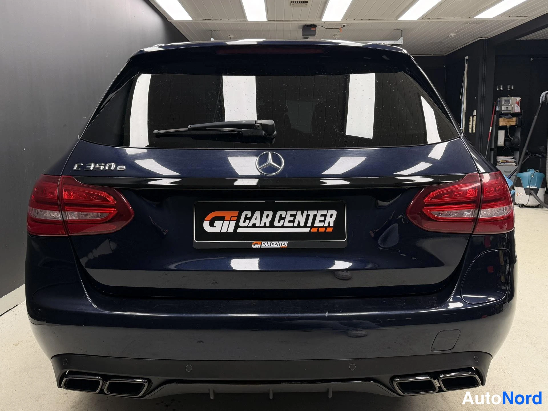 Sininen Mercedes-Benz C 2015, takaa, kuva 6
