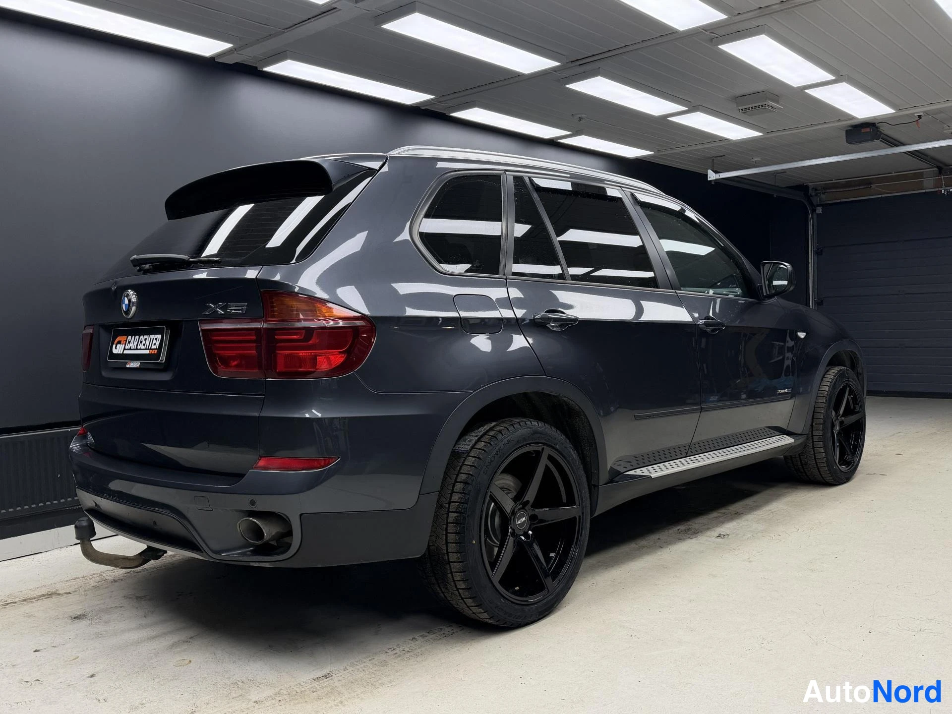 Harmaa BMW X5 2011, kuva 15