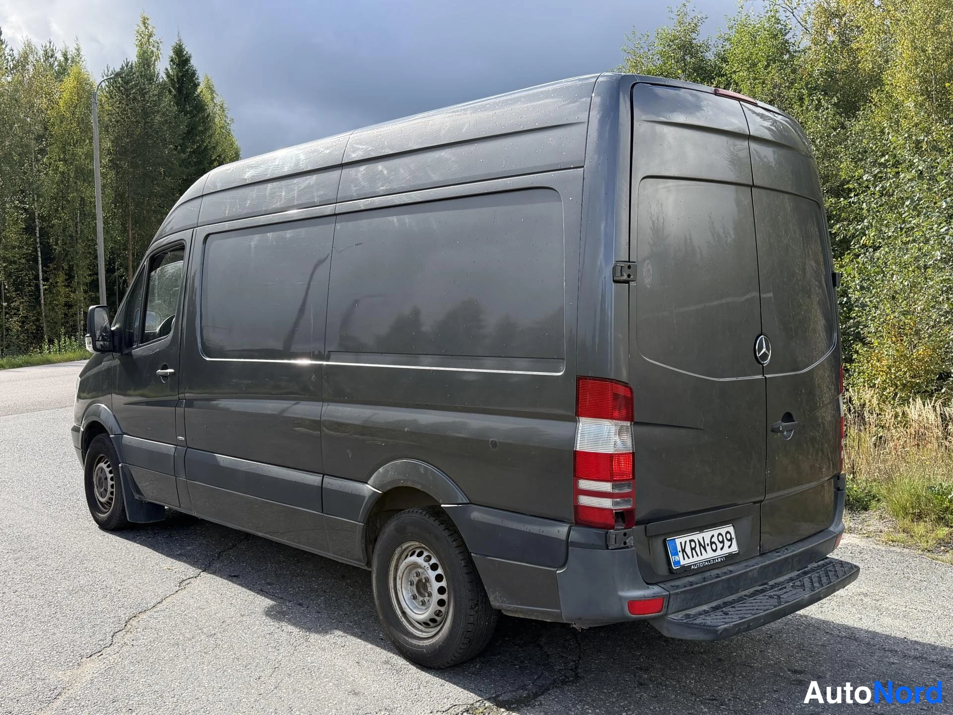 Harmaa Mercedes-Benz Sprinter 2012, takaviisto, kuva 5