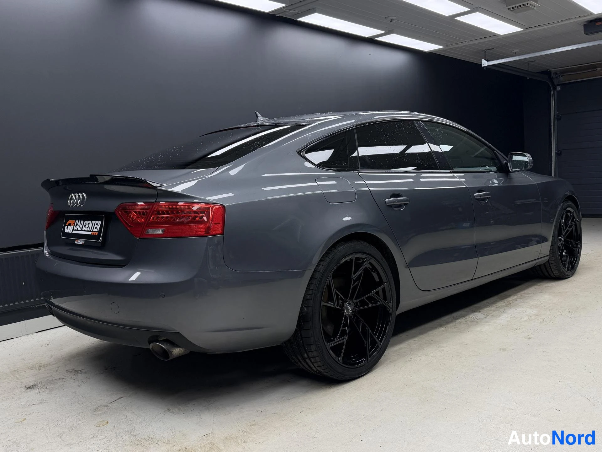 Harmaa Audi A5 2014, takaviisto, kuva 3
