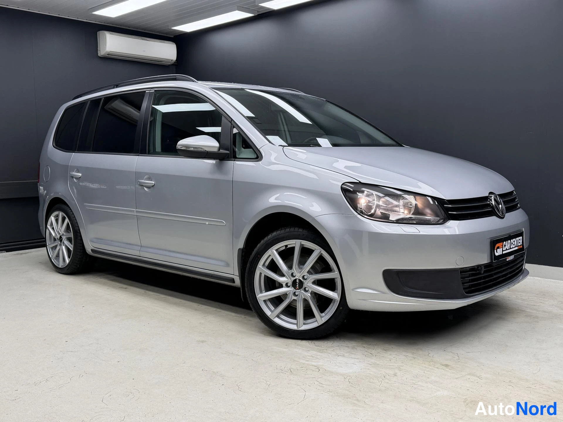 Volkswagen Touran 2014
