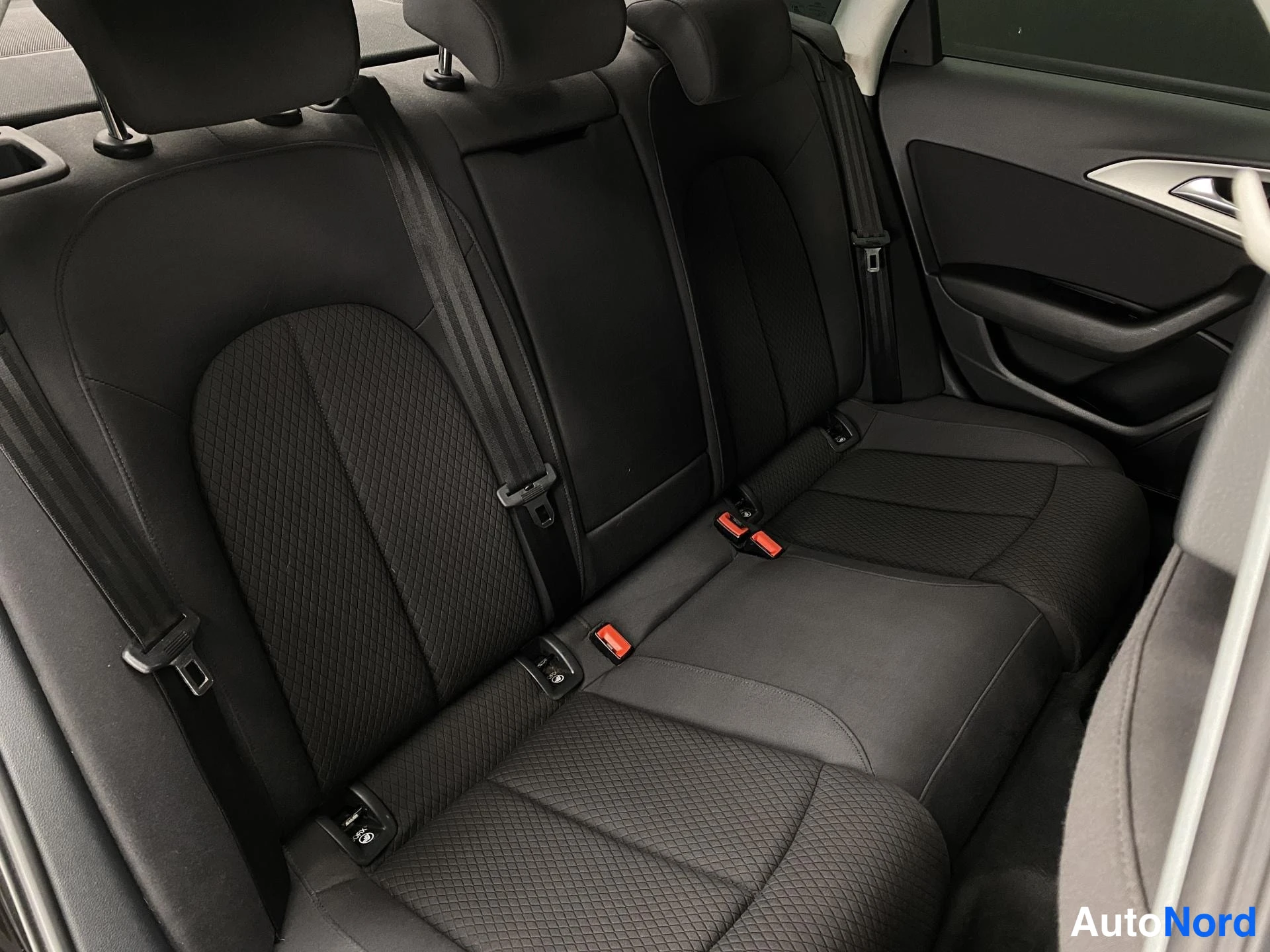 Musta Audi A6 2012, kuva 12