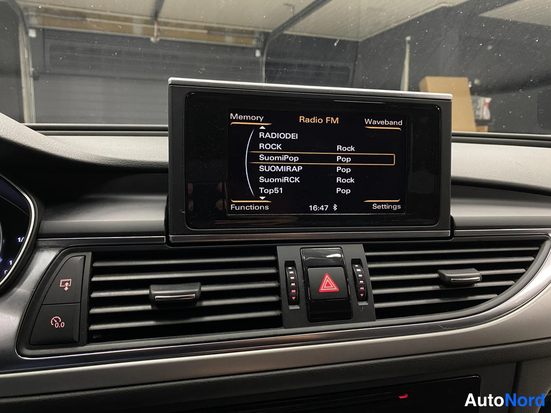 Musta Audi A6 2012, kuva 20