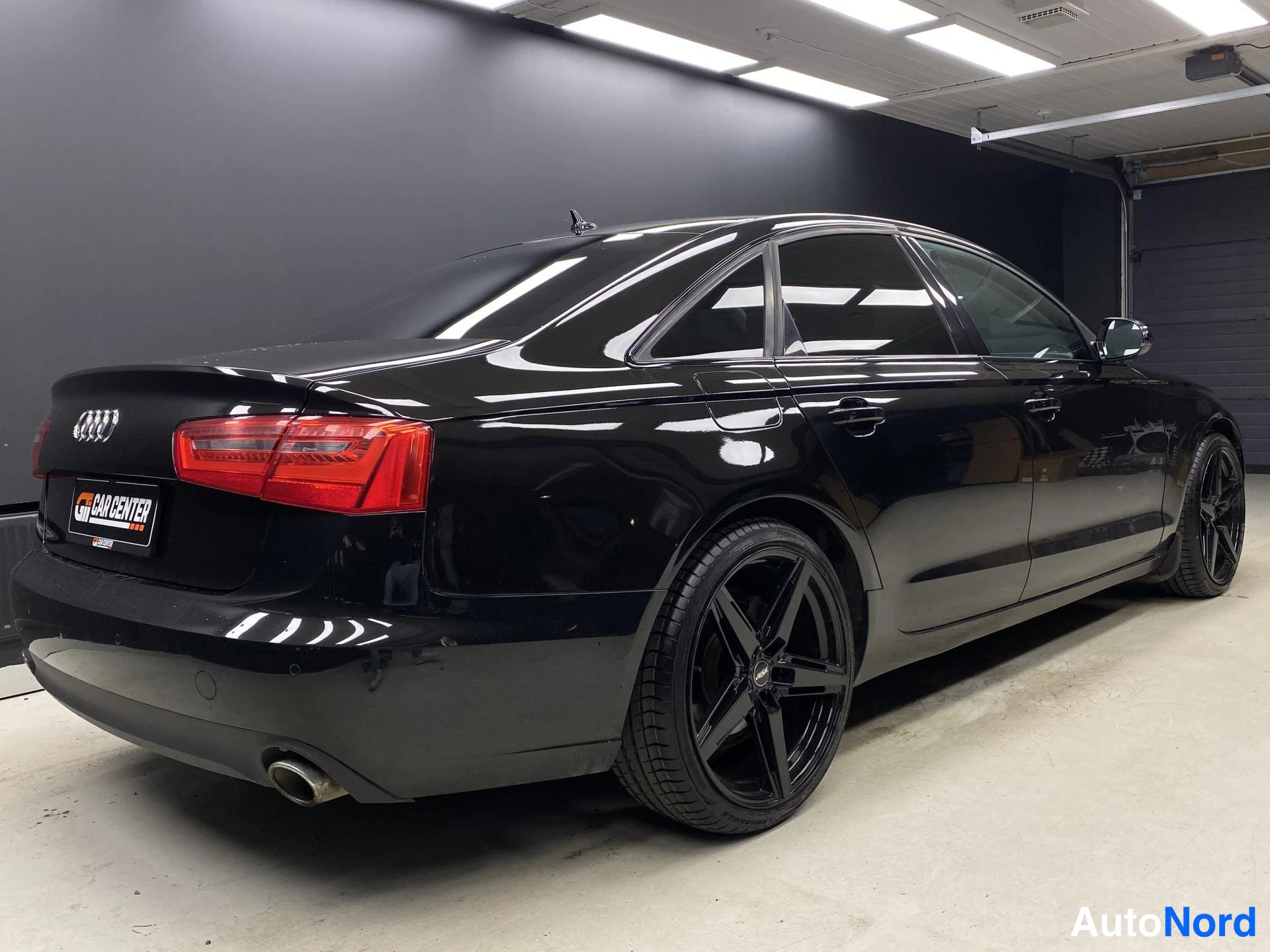 Musta Audi A6 2012, takaviisto, kuva 5