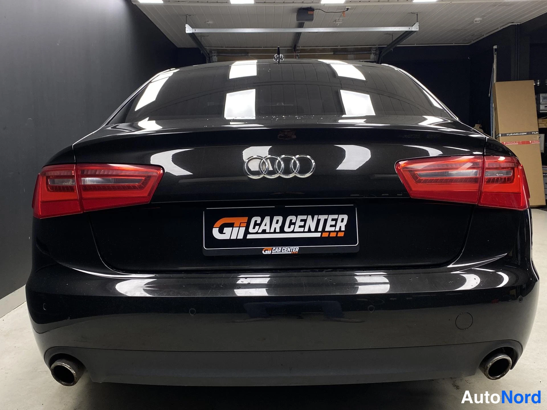 Musta Audi A6 2012, takaa, kuva 6