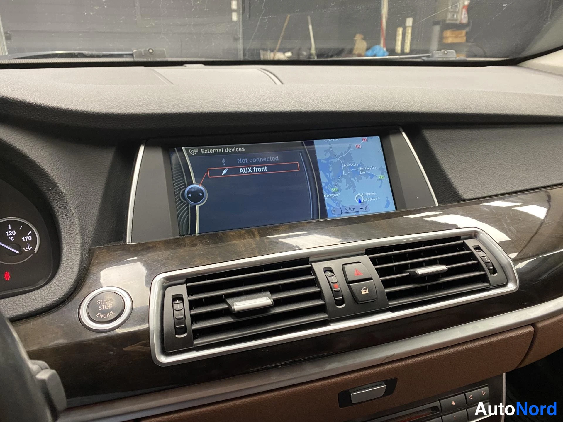Harmaa BMW 535i 2010, kuva 21