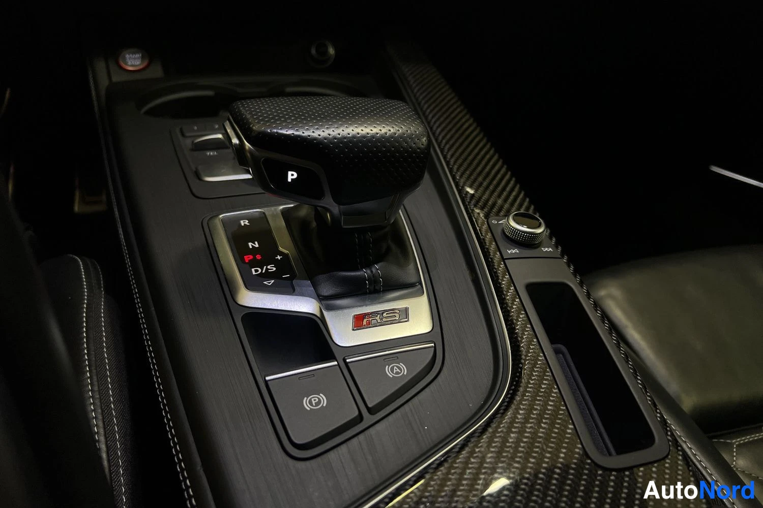 Musta Audi Coupé 2018, yksityiskohta, kuva 14
