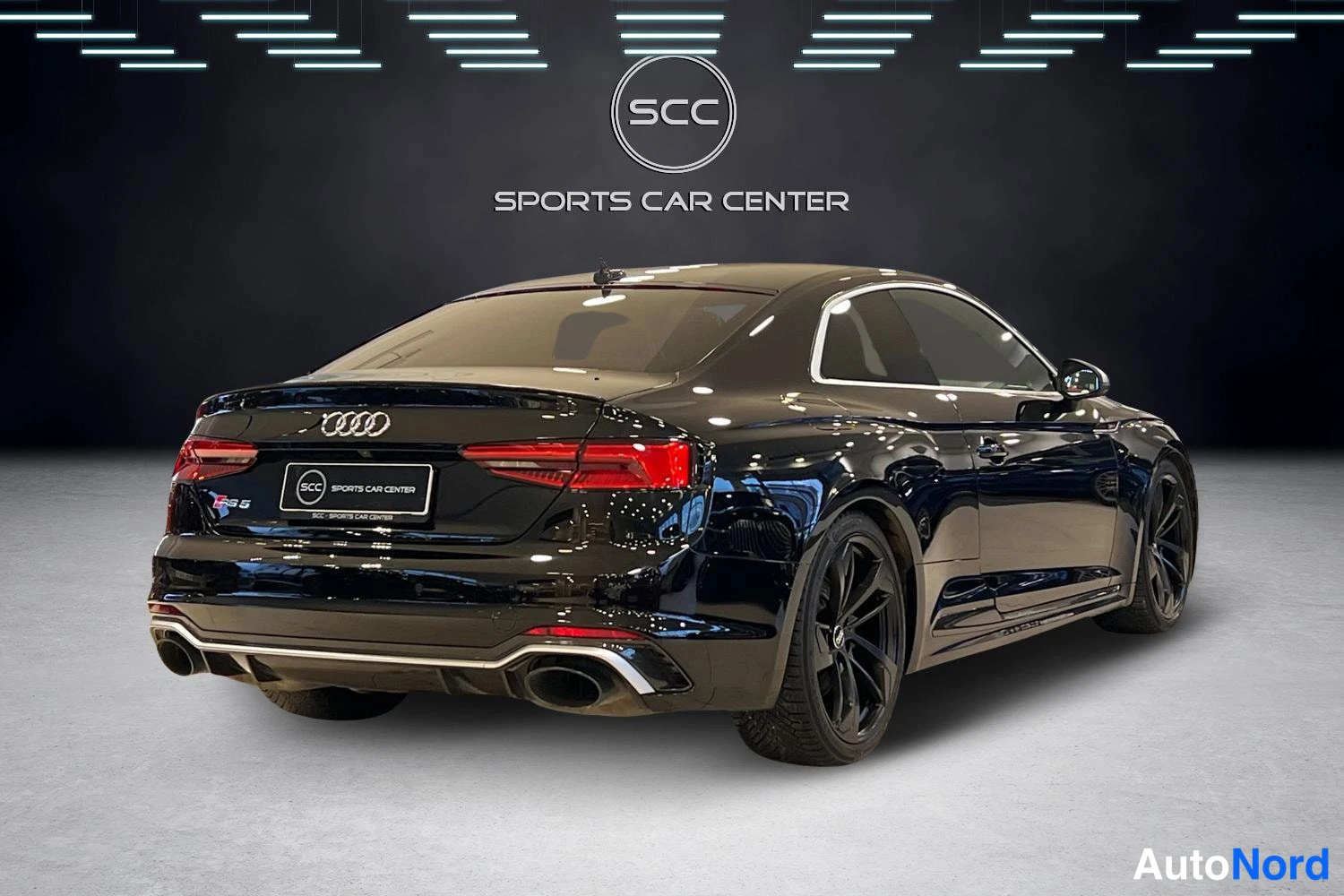 Musta Audi Coupé 2018, takaviisto, kuva 4