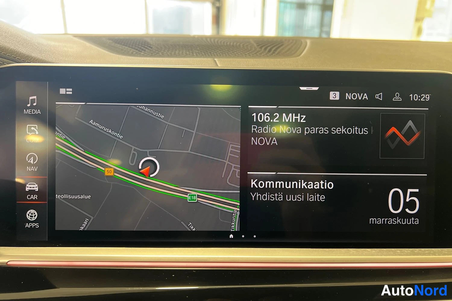 Sininen BMW X7 2022, yksityiskohta, kuva 20