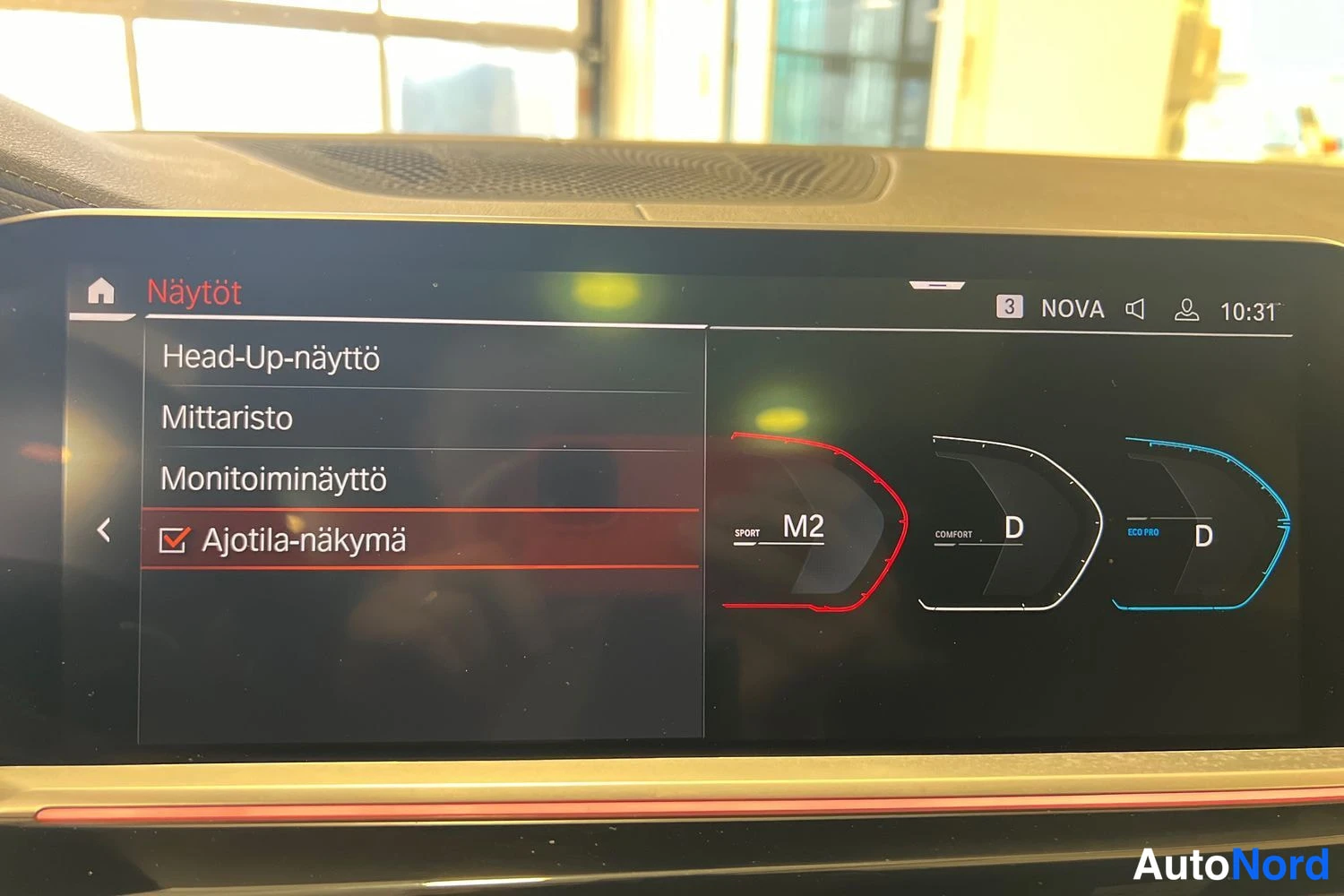 Sininen BMW X7 2022, yksityiskohta, kuva 28