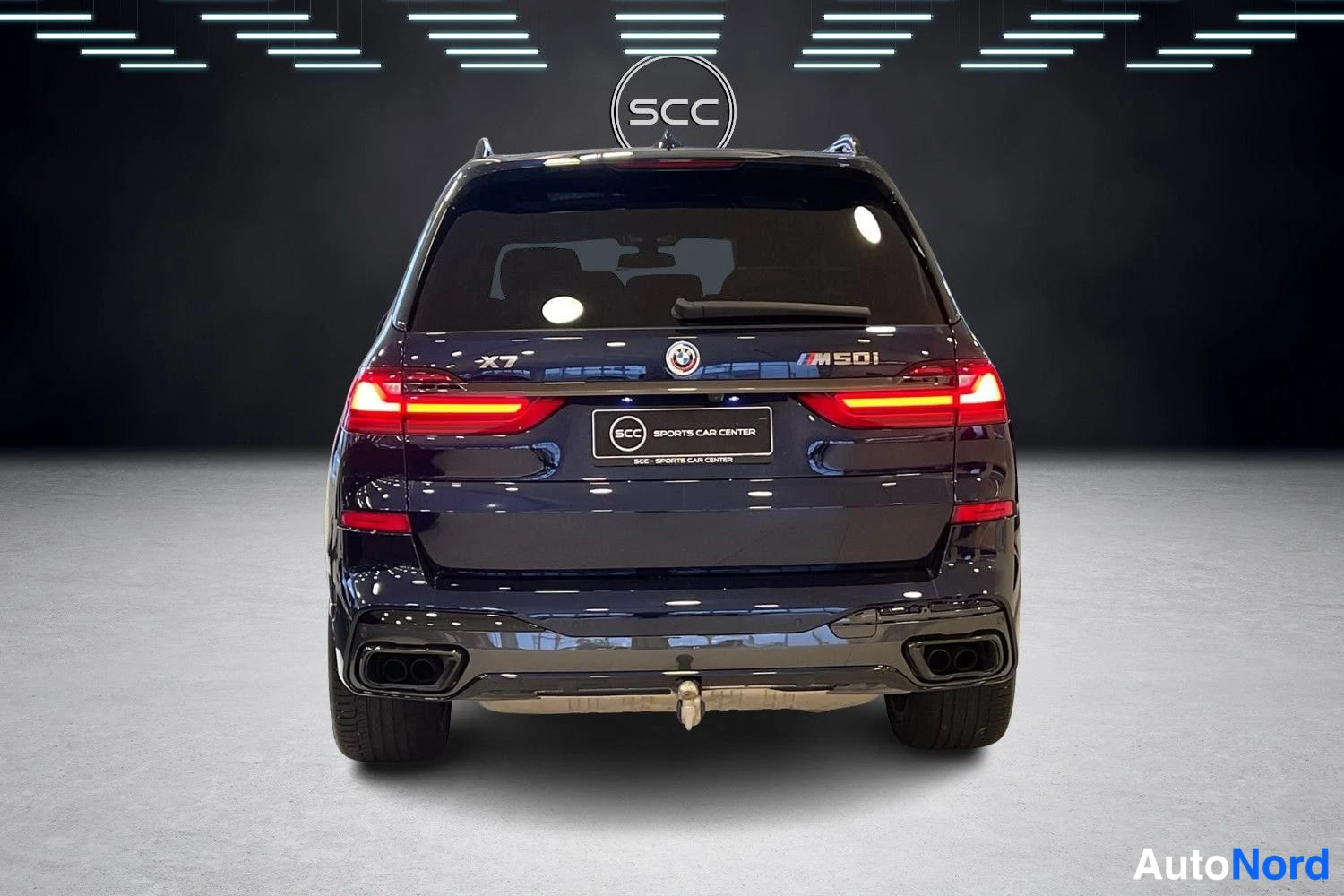 Sininen BMW X7 2022, takaa, kuva 5