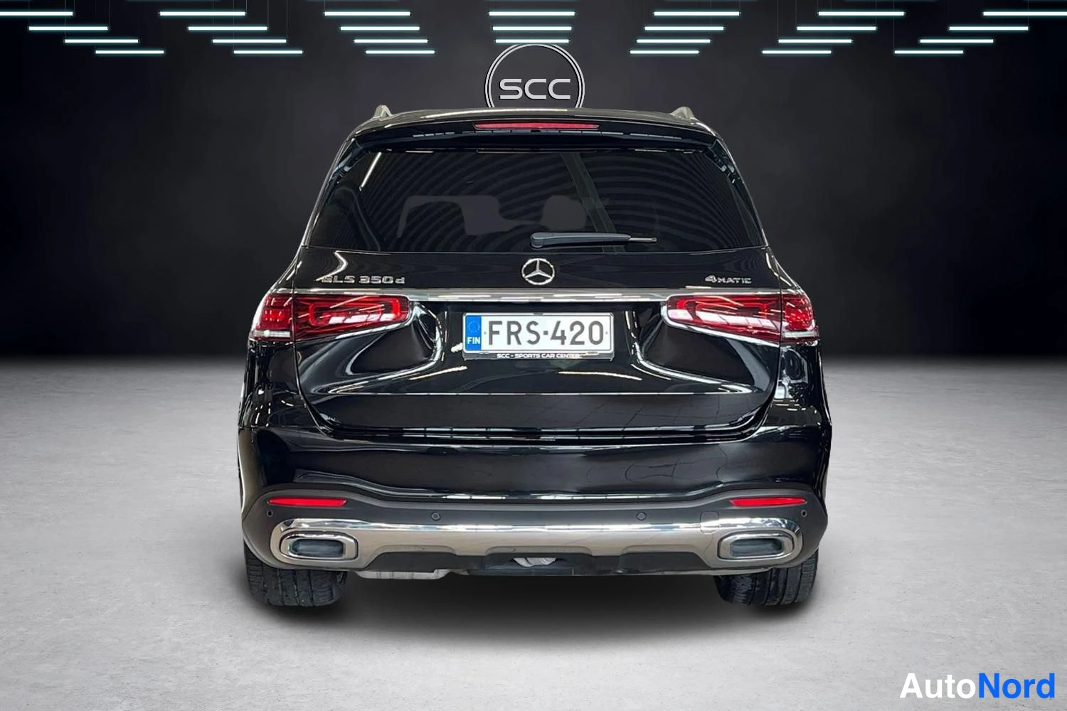 Musta Mercedes-Benz GLS 2021, takaa, kuva 4