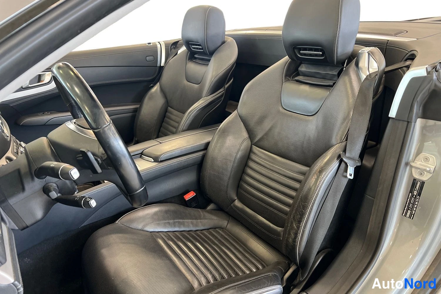 Hopea Mercedes-Benz SL 2012, etuistuimet, kuva 12