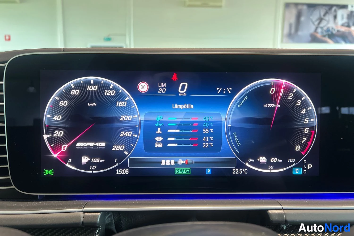 Musta Mercedes-Benz GLE 2026, yksityiskohta, kuva 20