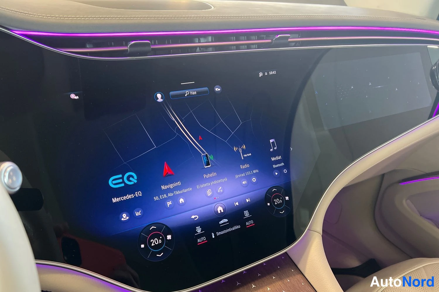 Musta Mercedes-Benz EQS SUV 2023, kuva 23