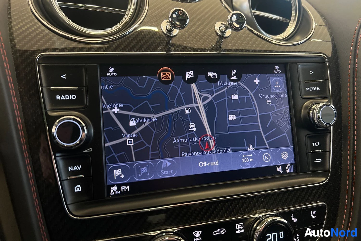 Harmaa Bentley Bentayga 2021, yksityiskohta, kuva 18