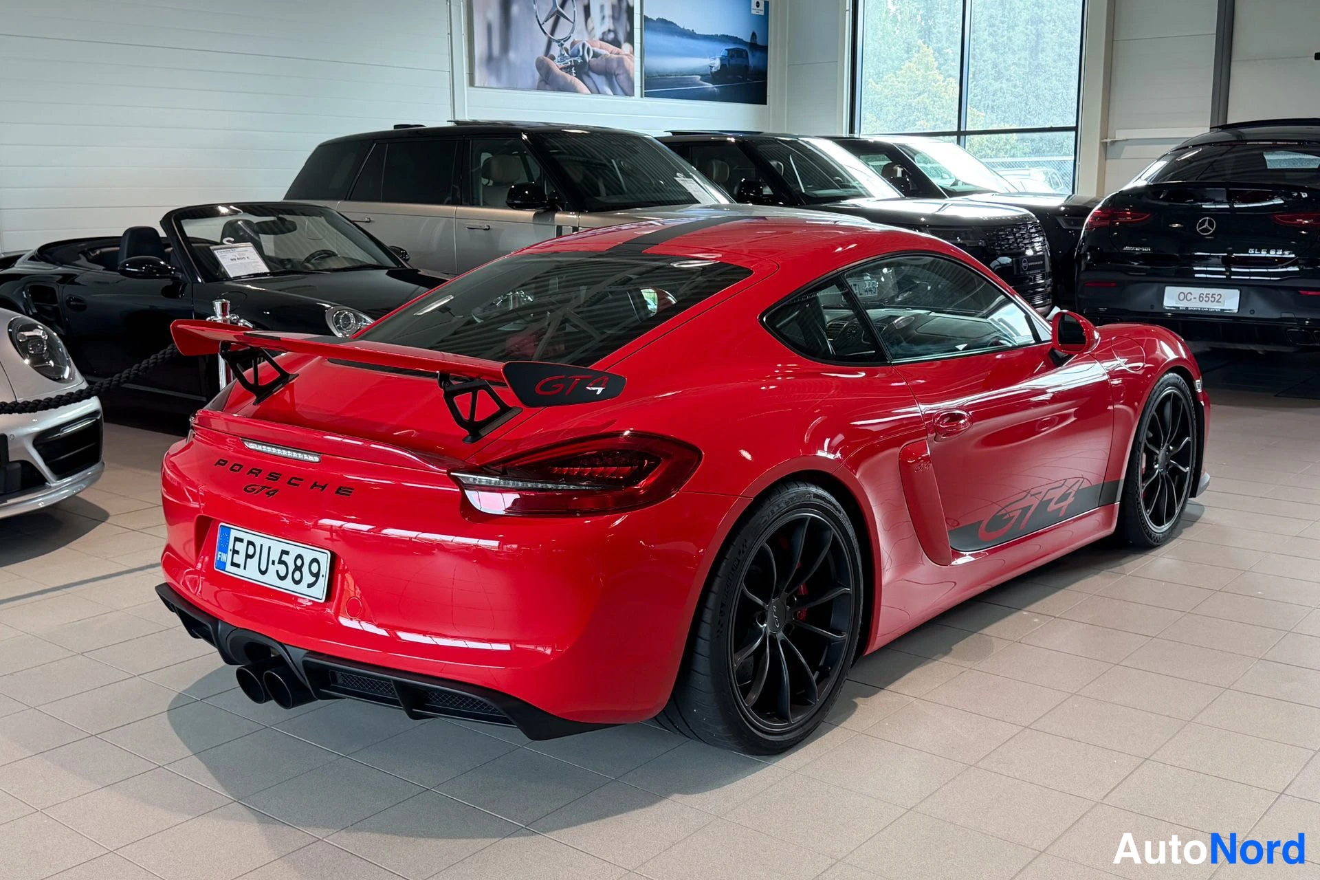 Punainen Porsche Cayman 2016, takaviisto, kuva 5