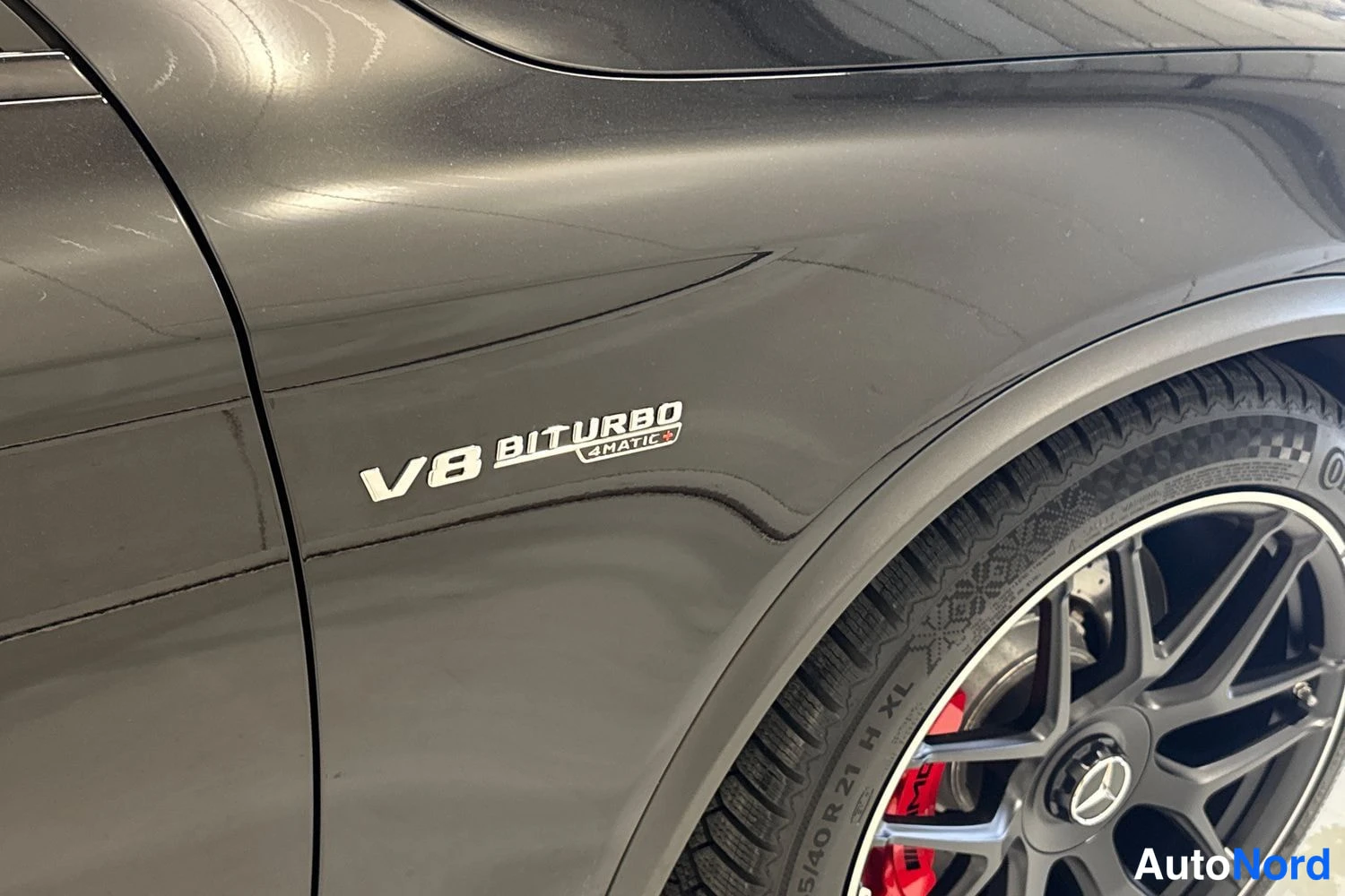 Musta Mercedes-Benz GLC 2020, yksityiskohta, kuva 31