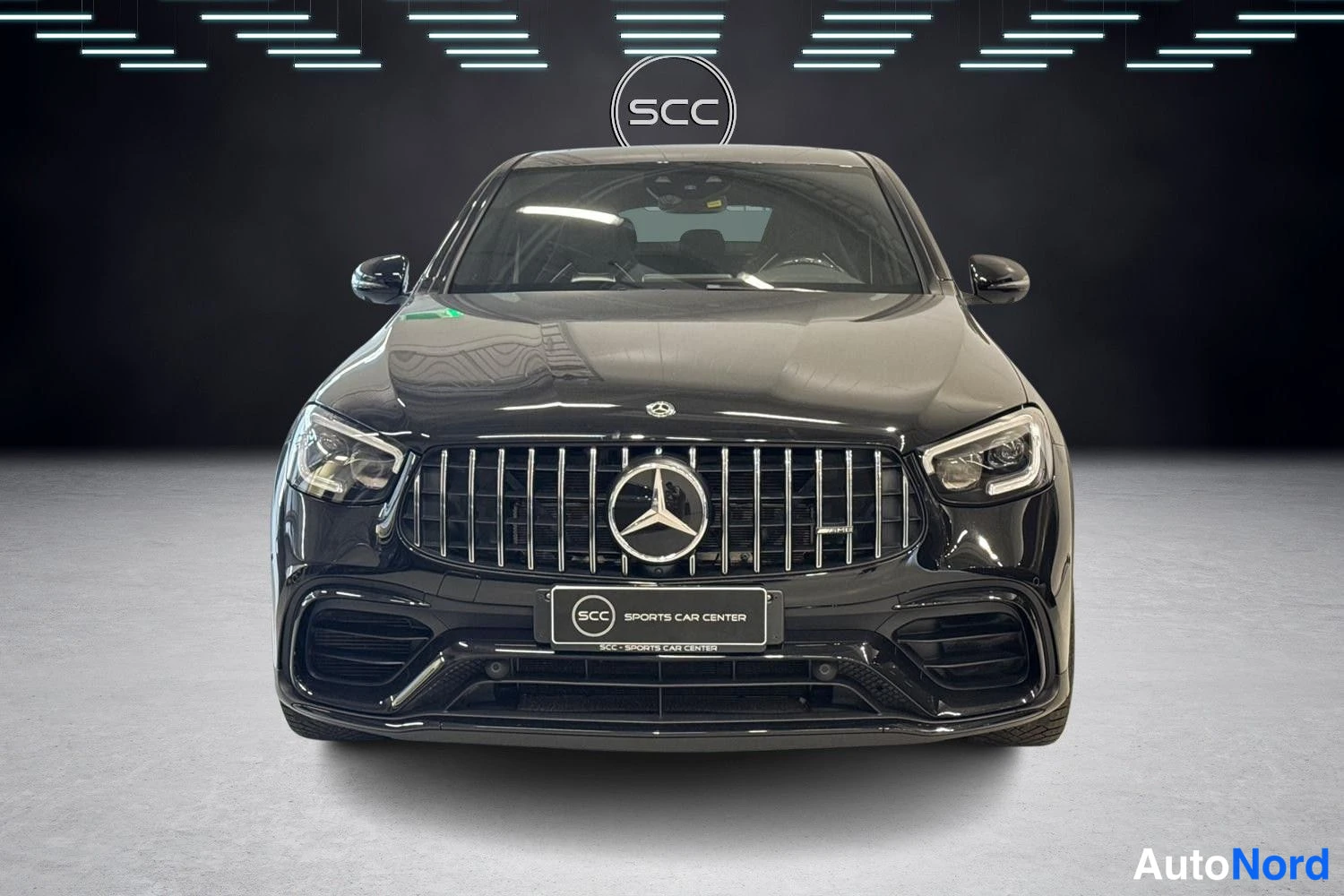 Musta Mercedes-Benz GLC 2020, edestä, kuva 2