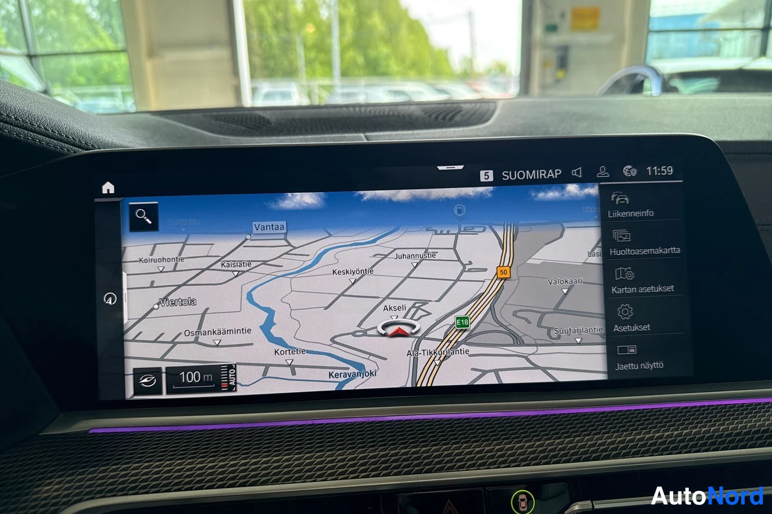 Valkoinen BMW X6 2021, yksityiskohta, kuva 18