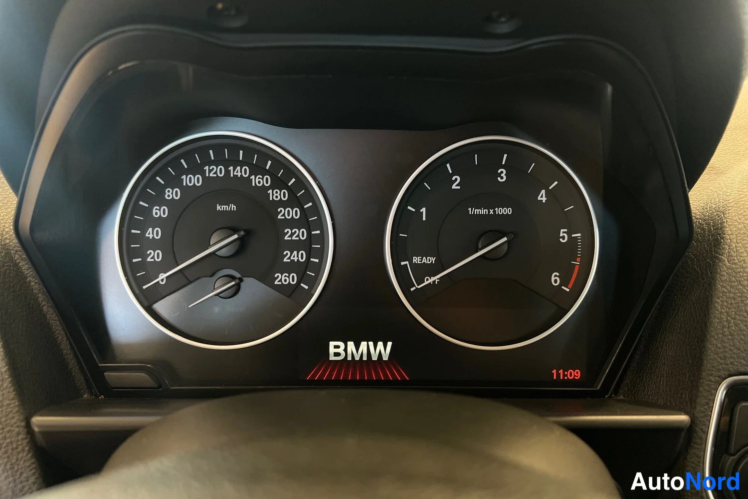 Valkoinen BMW 118d 2017, yksityiskohta, kuva 18
