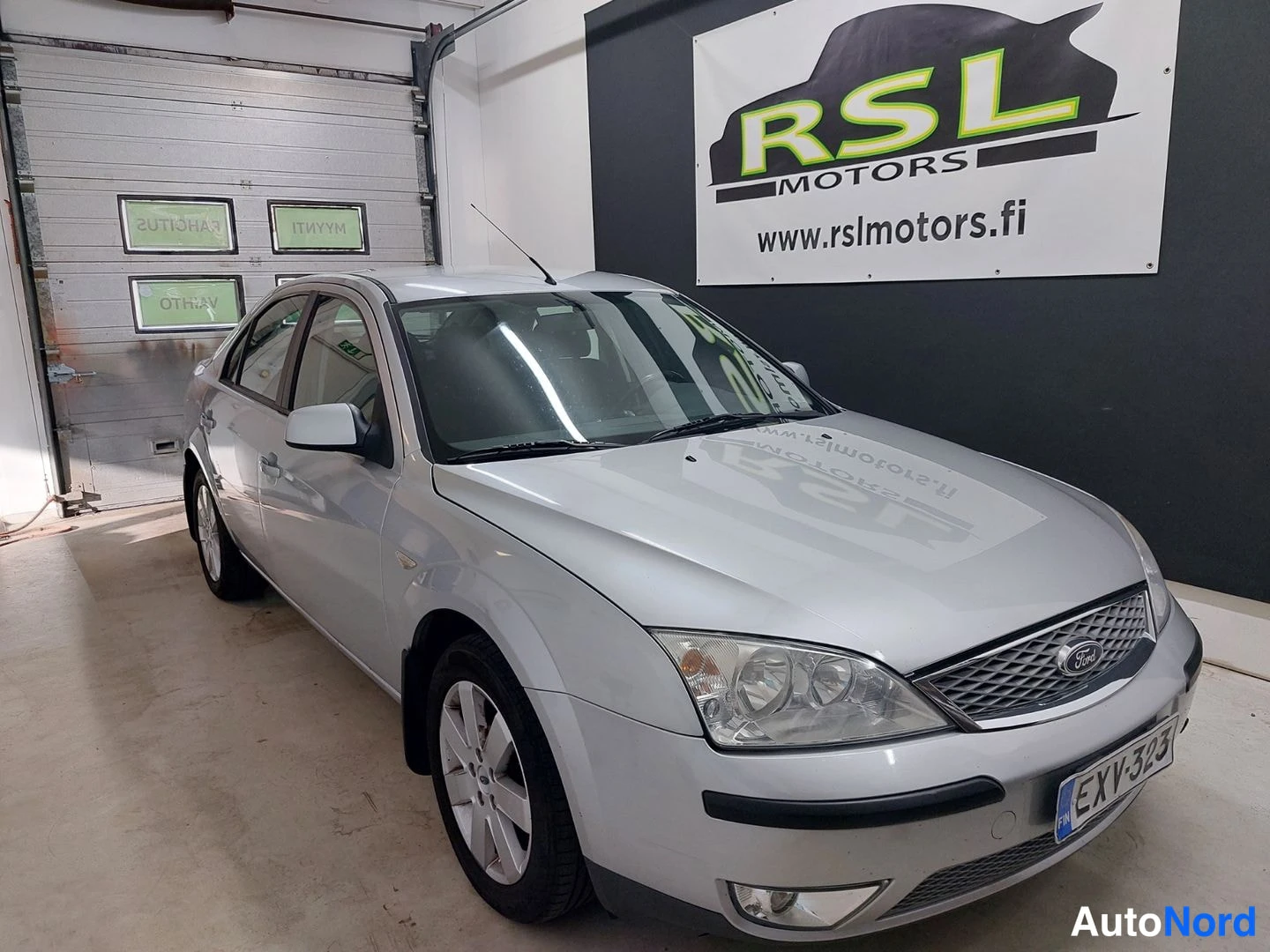 Hopea Ford Mondeo 2004, etuviisto, keula oikealle, kuva 7