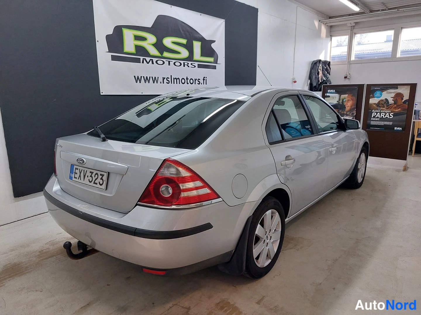 Hopea Ford Mondeo 2004, takaviisto, kuva 9