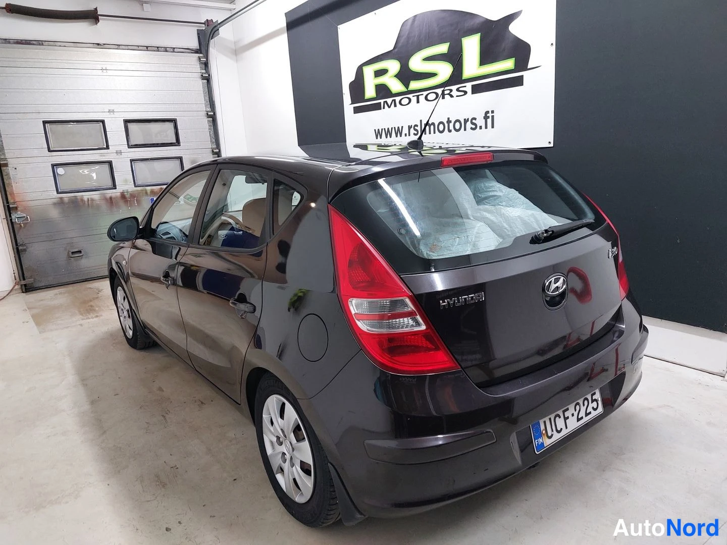 Ruskea Hyundai i30 2008, takaviisto, kuva 7