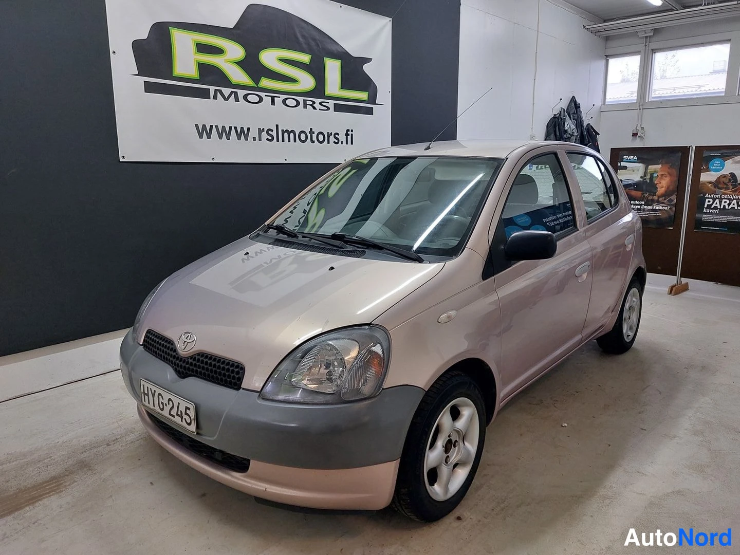 Toyota Yaris 1.0 Freetronic 2000