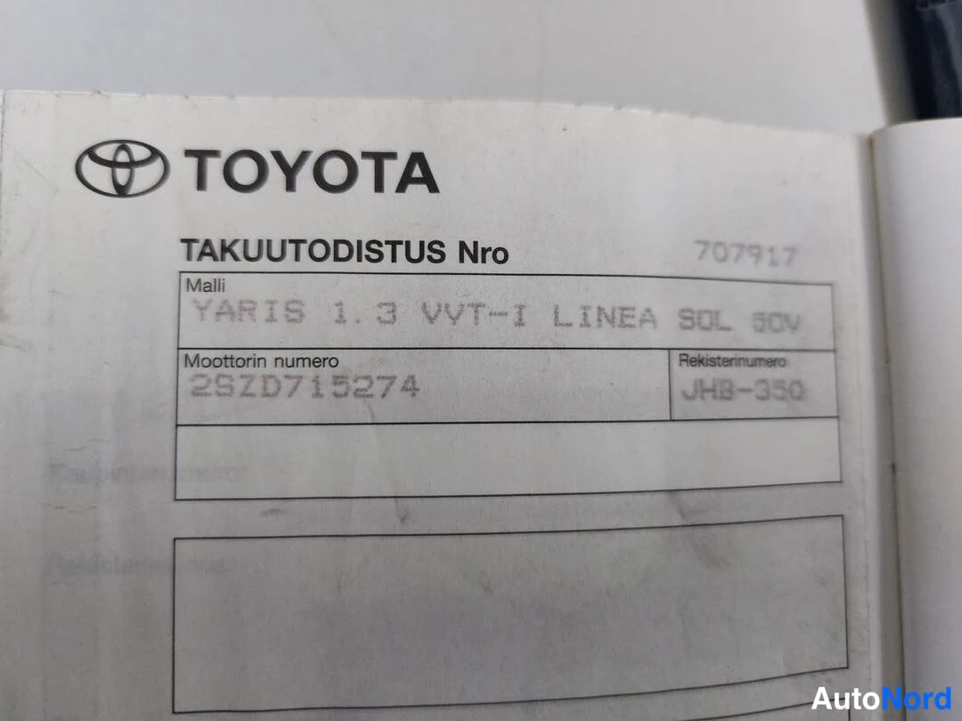 Sininen Toyota Yaris 2007, kuva 22