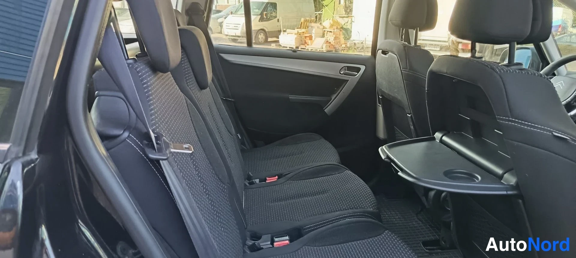 Musta Citroen Grand C4 Picasso 2009, kuva 11