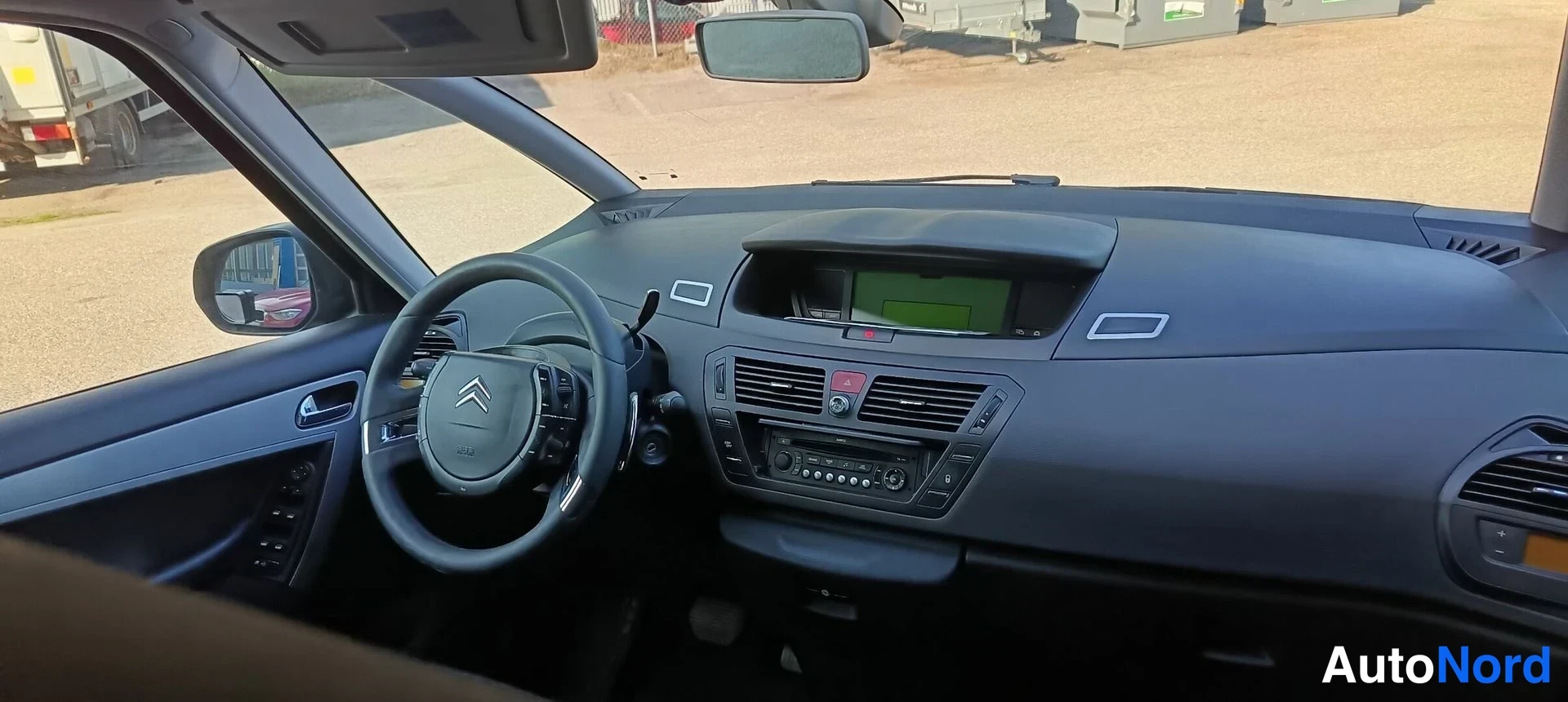 Musta Citroen Grand C4 Picasso 2009, kuva 12