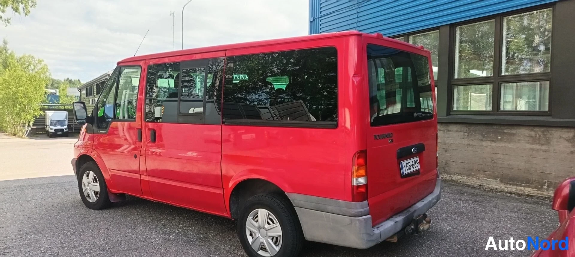 Punainen Ford Transit 2005, takaviisto, kuva 4